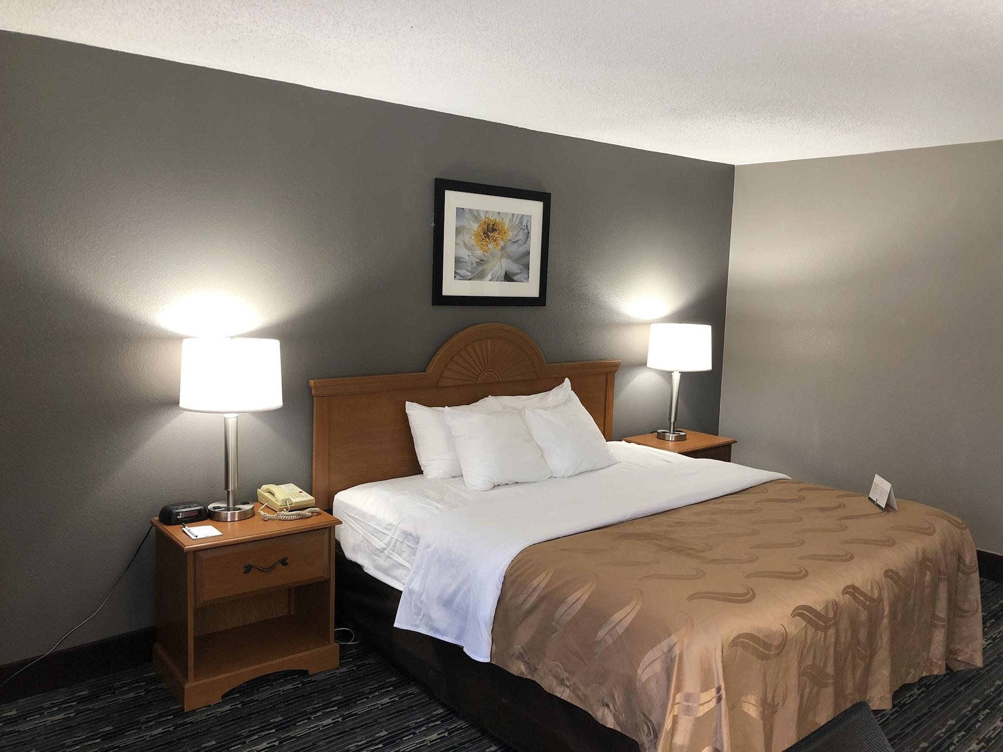 Quality Inn Rochester South Екстер'єр фото