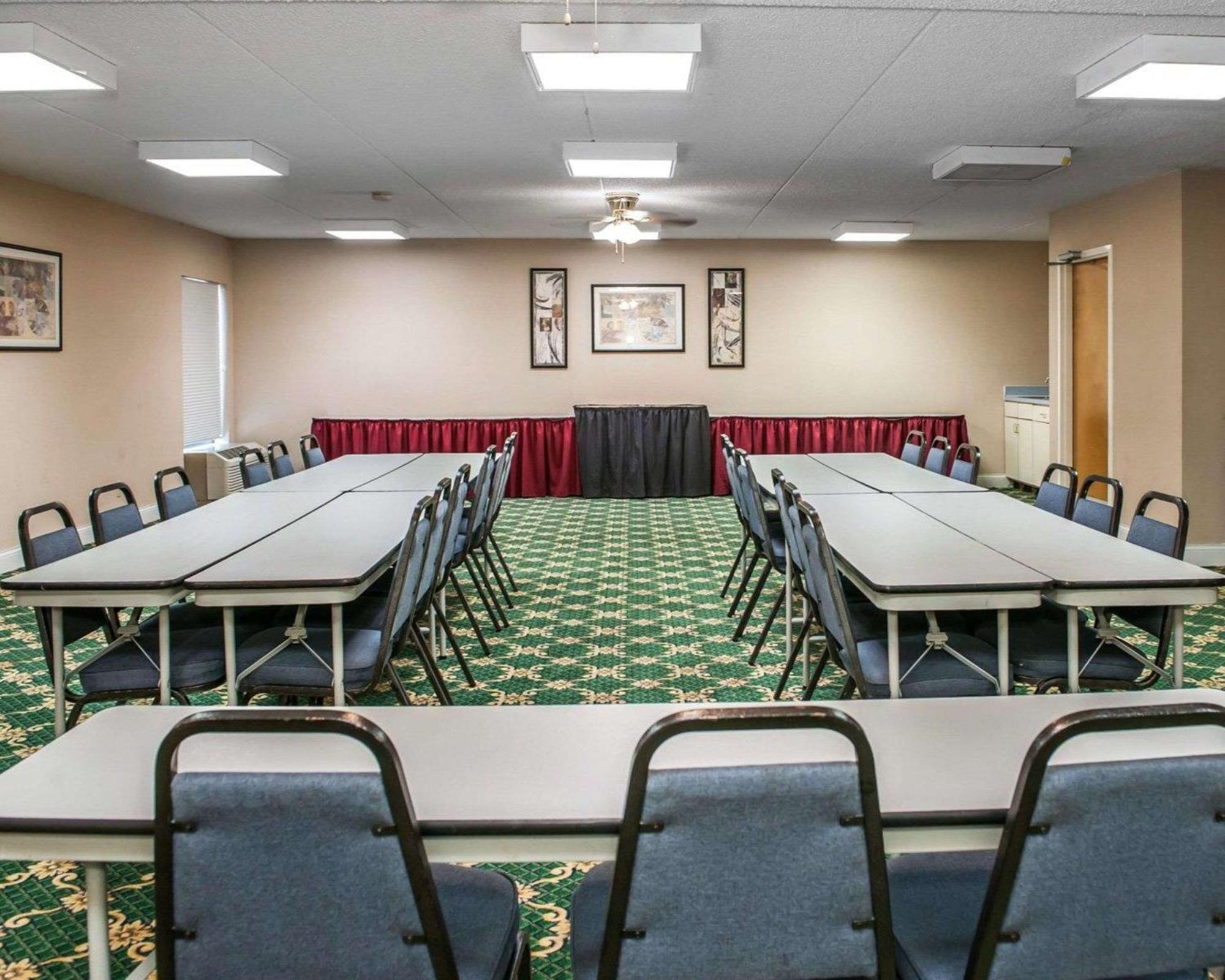Quality Inn Rochester South Екстер'єр фото